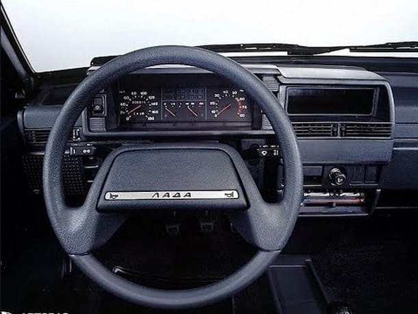 Автомобиль
