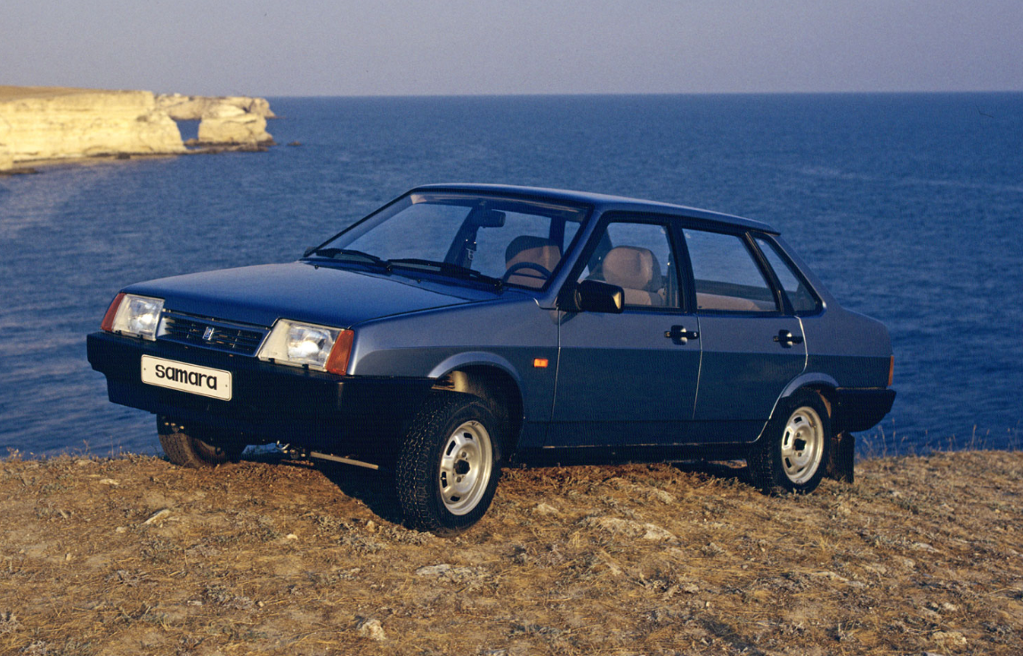 История и модельный ряд автомобилей LADA:
