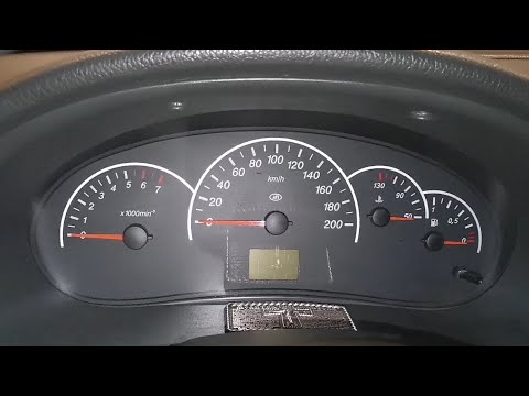 Шаг 3: Замена лампочек