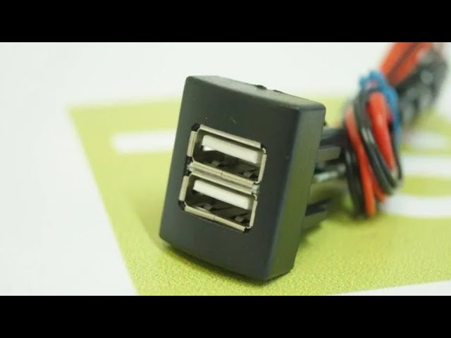 Двухгнёздное зарядное устройство &ldquo;Штат USB 20 2х2 3А5V15W Приора-Гранта&rdquo;