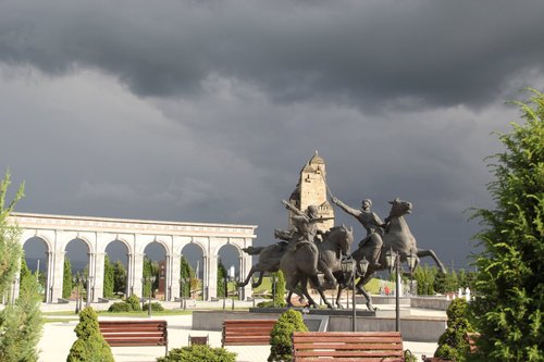 Универсальность