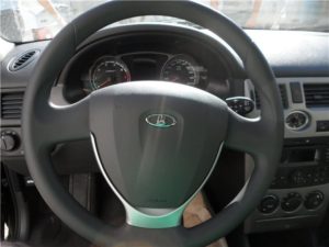 Как безопасно снять руль на Ладе Приора с подушкой безопасности