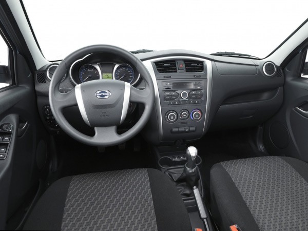 Салон автомобиля Datsun on-DO Салон автомобиля Datsun on-DO имеет более современный вид