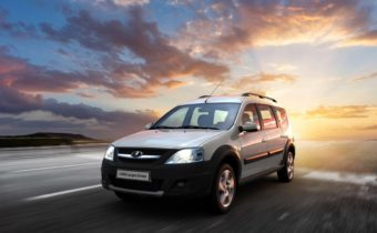 Презентация Lada Largus Cross на Московском автосалоне 2014